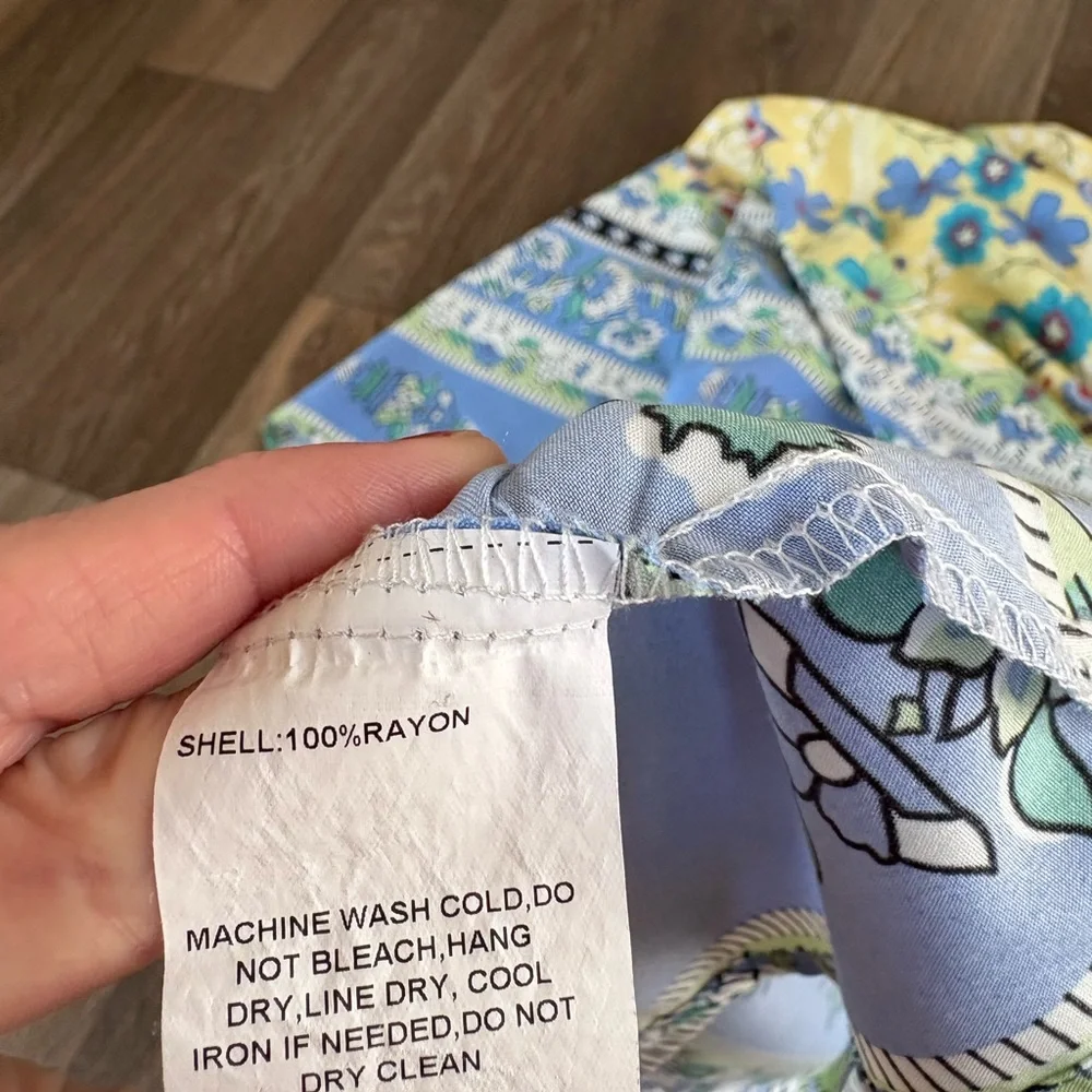 Suzanne Betro Floral V-Neck Dress - Picture 7 of 9